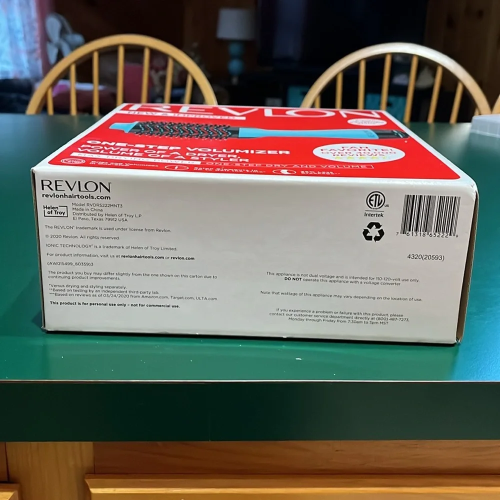 NIB Revlon One-Step Hair Dryer And Volumizer Hot Air Brush